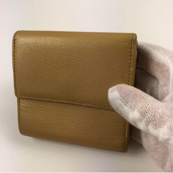 Full Inclusion authentic Chanel vintage Beige Sevruga Compact Wallet. - Picture 12 of 15